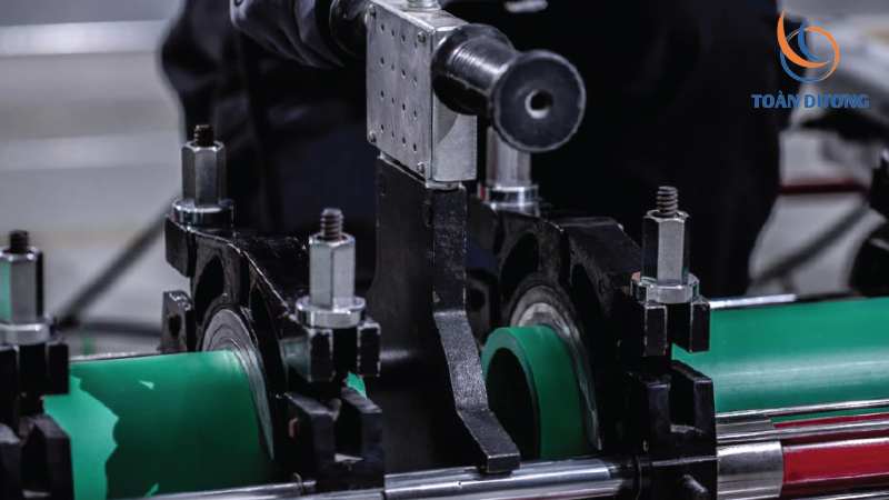 hàn đối đầu b4