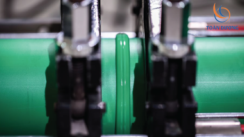 hàn đối đầu b5